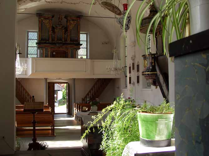 Vom Altar zum Eingang Orgel