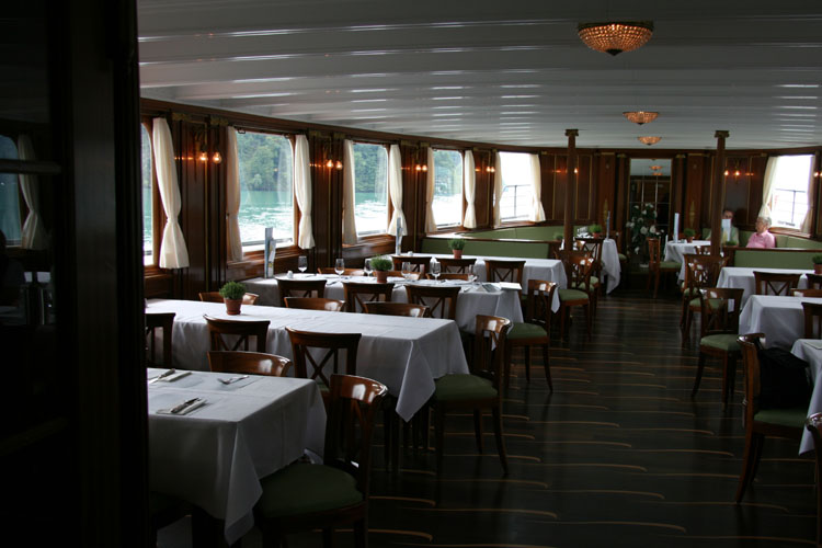 Dampfschiff Gallia Restaurant